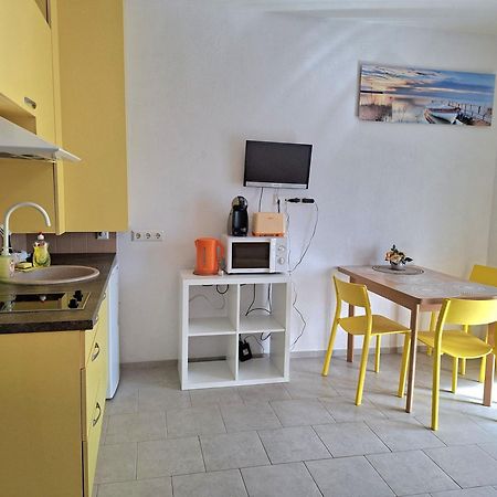 Geltoni Apartamentai 帕兰加 外观 照片