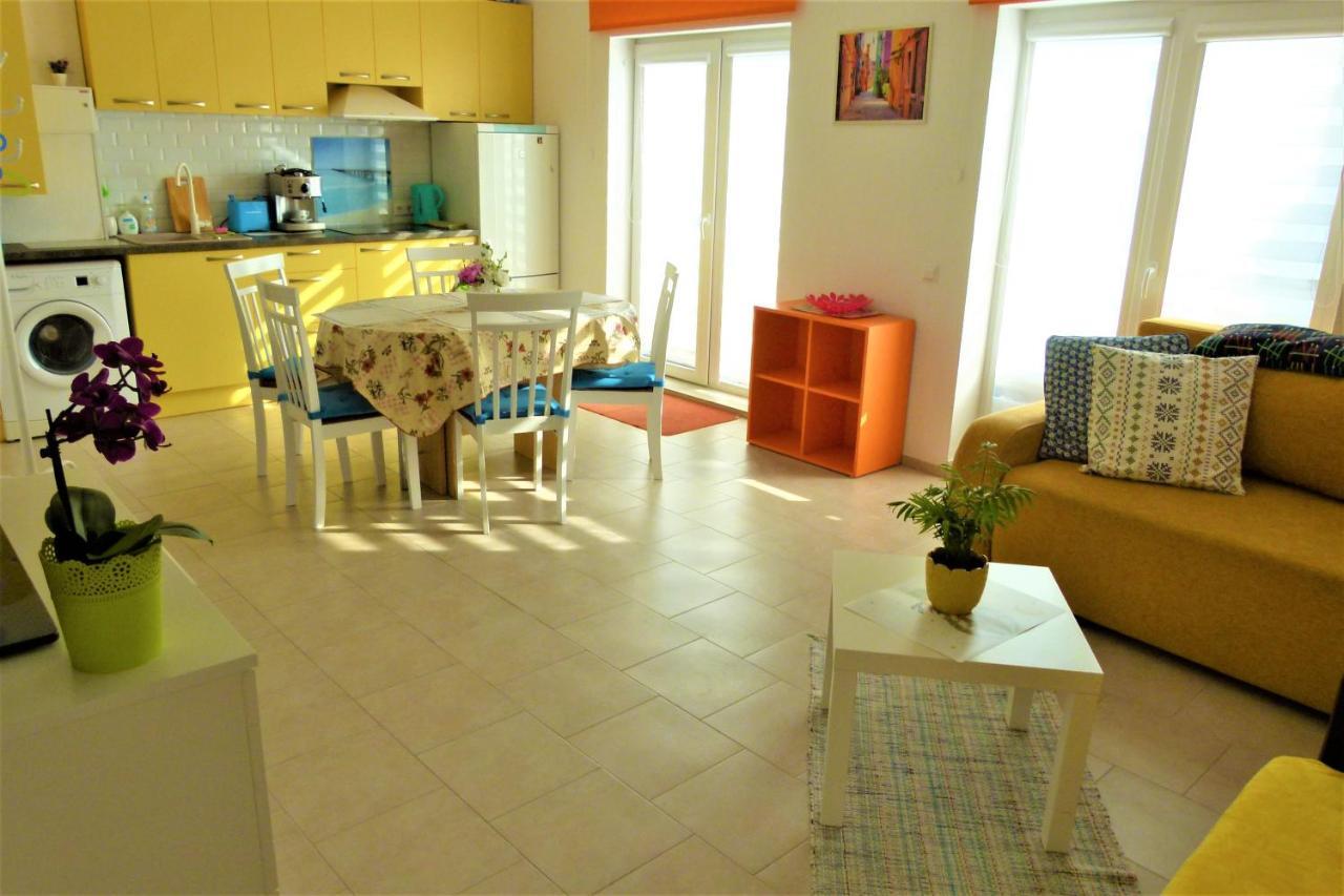 Geltoni Apartamentai 帕兰加 外观 照片