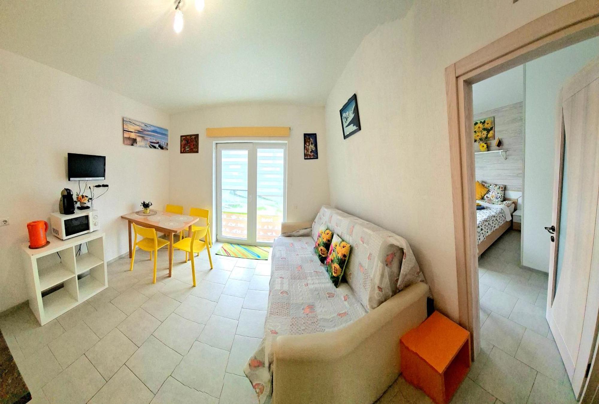 Geltoni Apartamentai 帕兰加 外观 照片